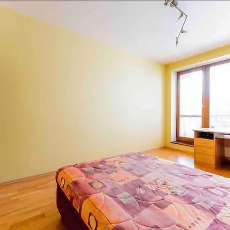 Slnecny A Priestranny Vo Vybornej Lokalite Košice