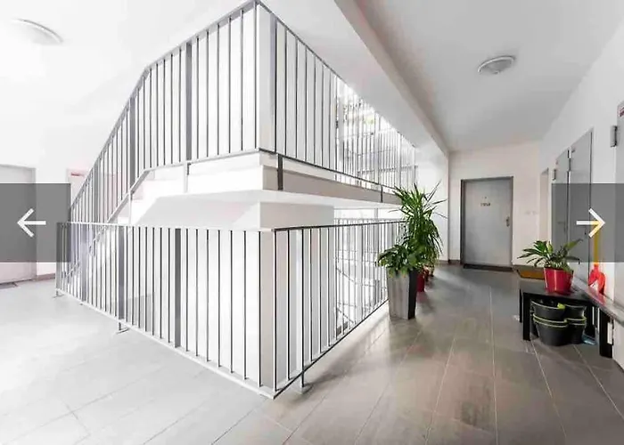 Slnecny A Priestranny Vo Vybornej Lokalite Lejlighed